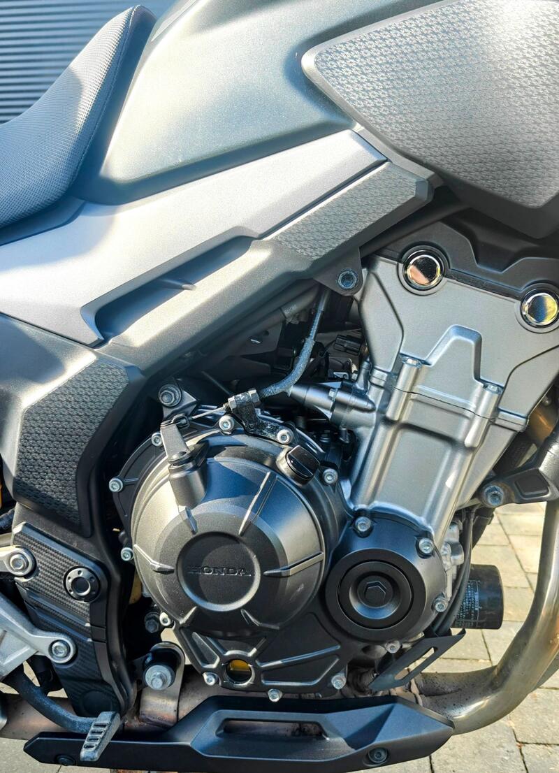 HONDA CB500X