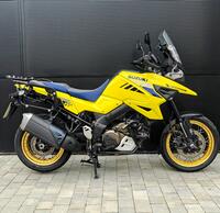 SUZUKI V-STROM 1050
