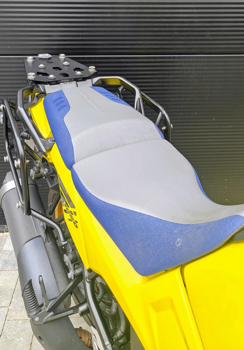 SUZUKI V-STROM 1050