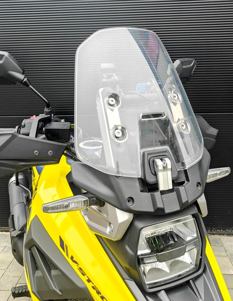 SUZUKI V-STROM 1050