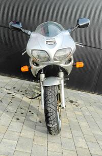 SUZUKI SV650S