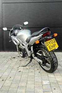 SUZUKI SV650S