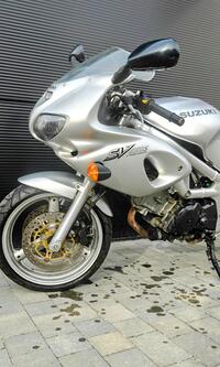 SUZUKI SV650S