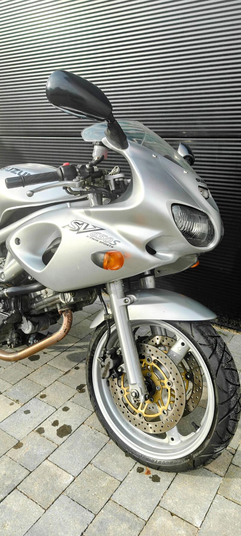 SUZUKI SV650S