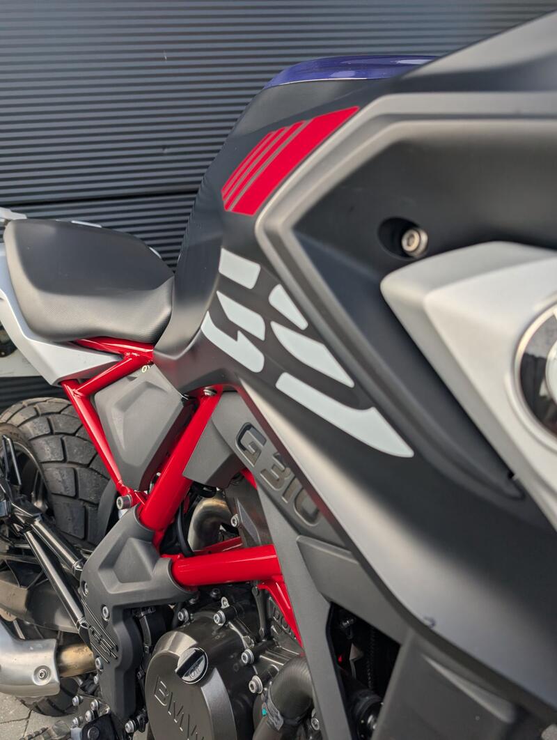 BMW G310GS