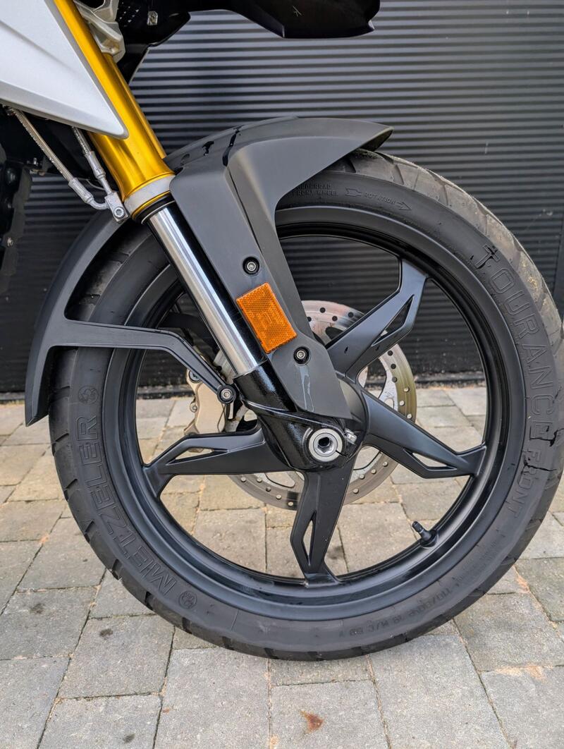 BMW G310GS