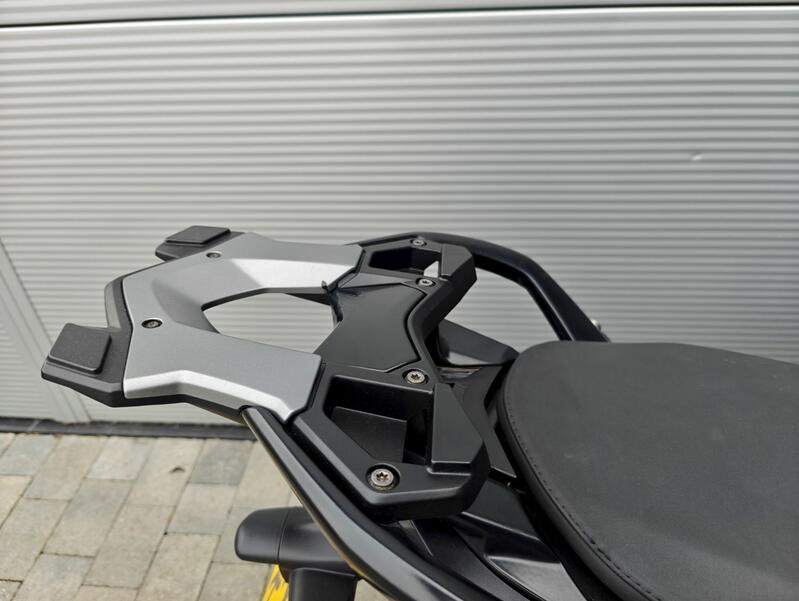 BMW R1200RS