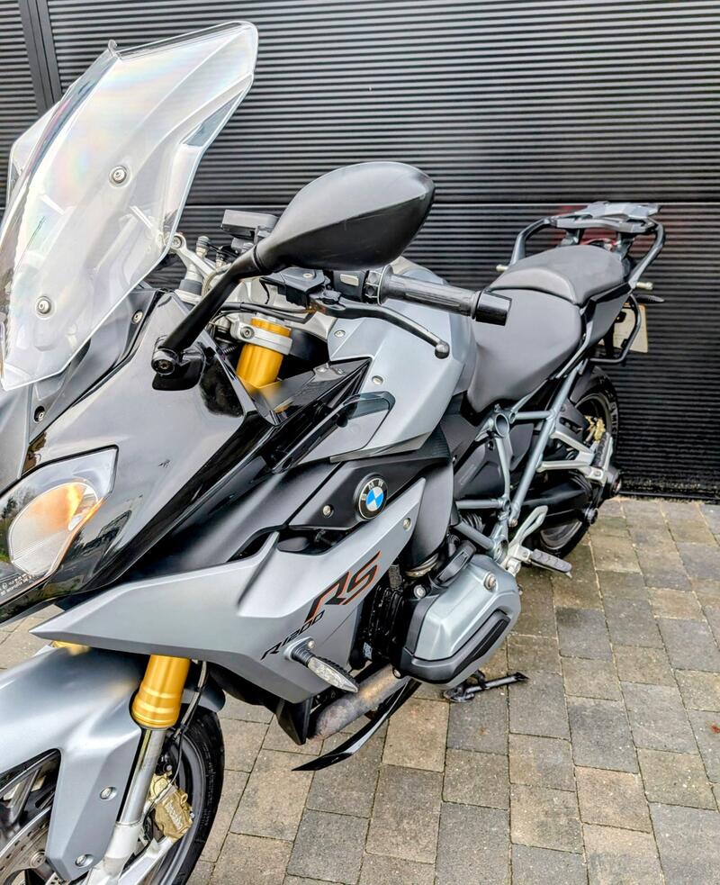 BMW R1200RS