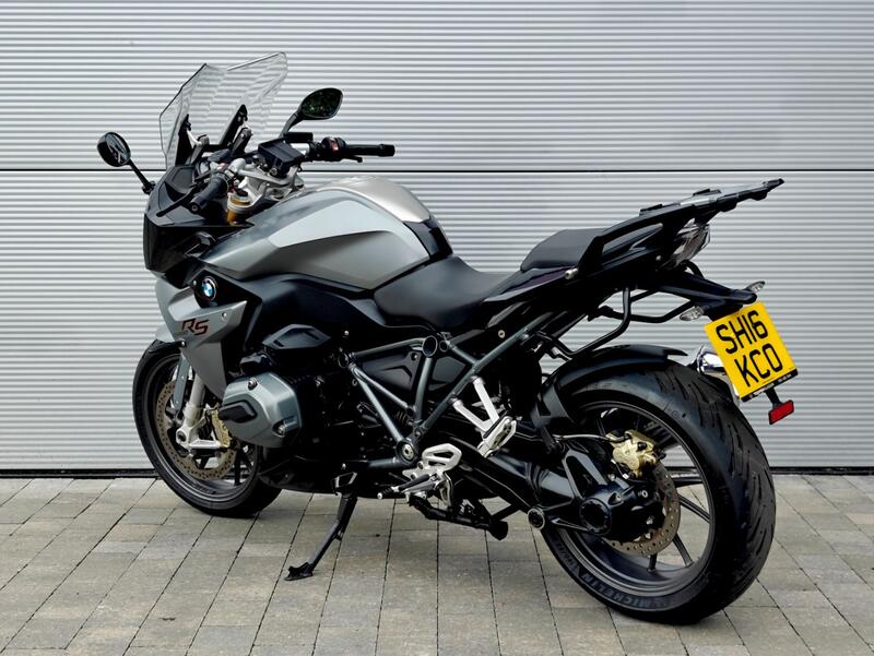 BMW R1200RS