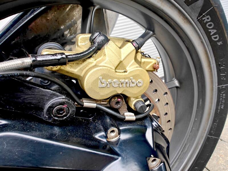 BMW R1200RS