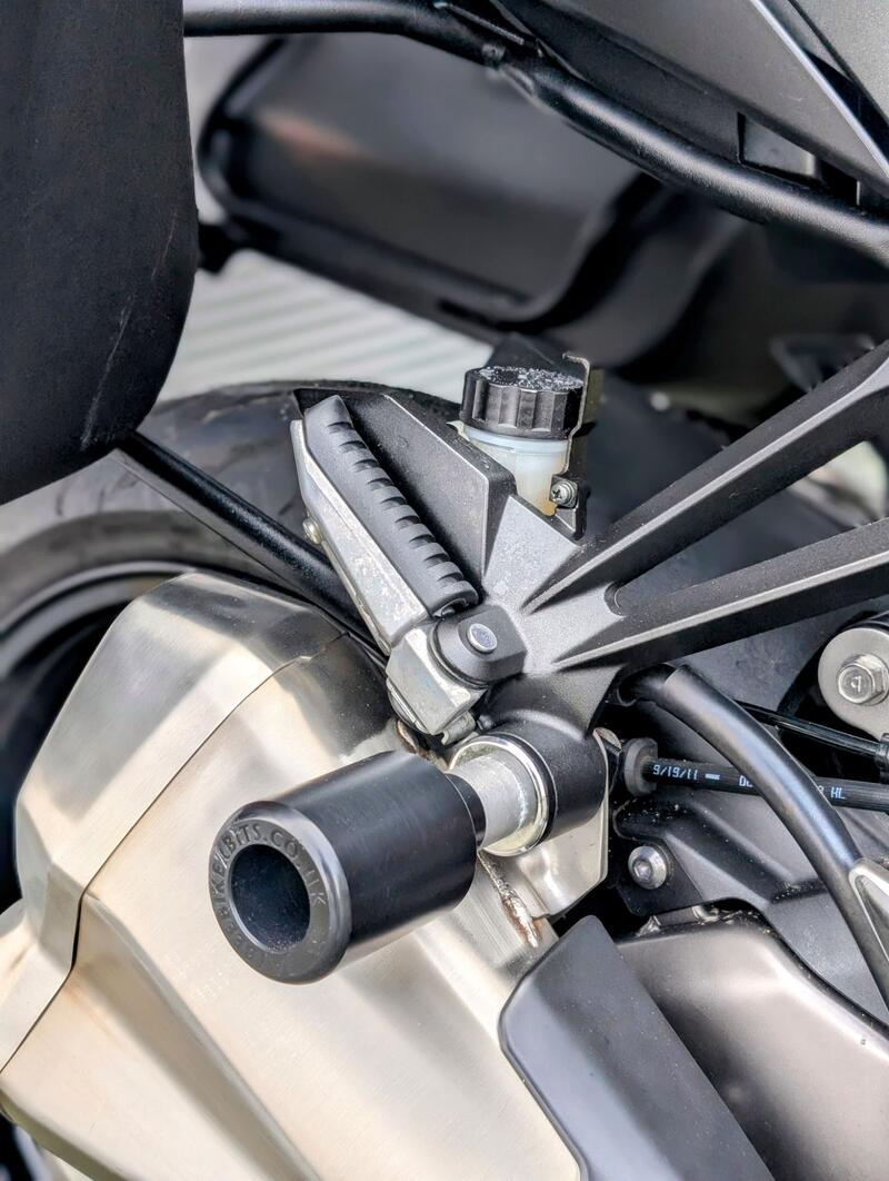 KAWASAKI Z1000