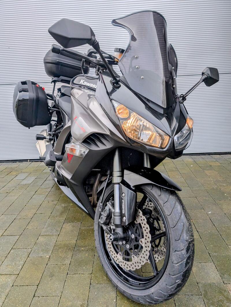 KAWASAKI Z1000