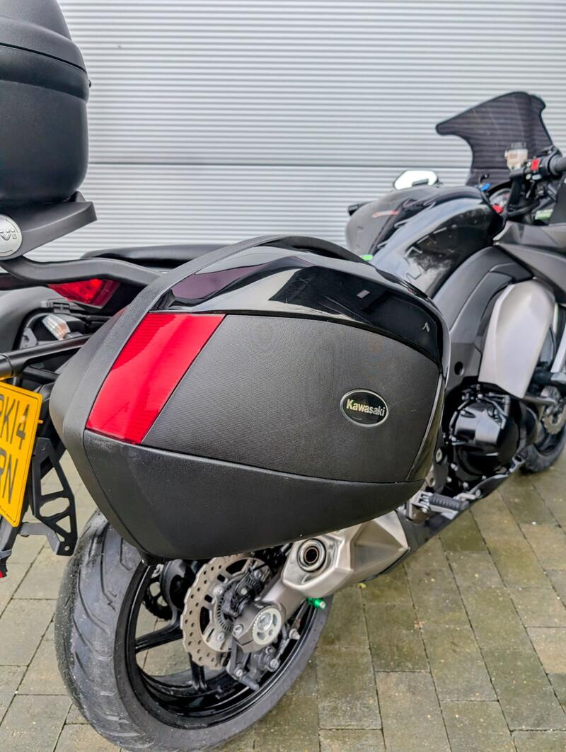 KAWASAKI Z1000