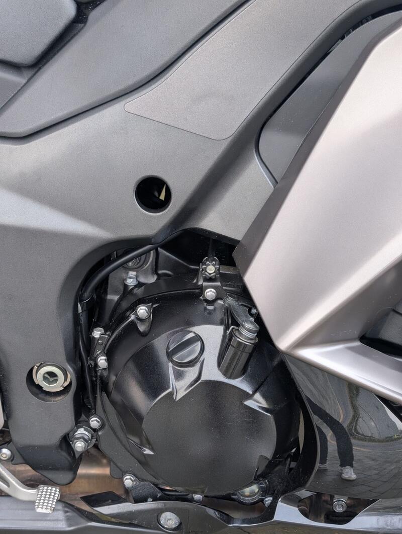 KAWASAKI Z1000