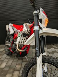 BETA RR
