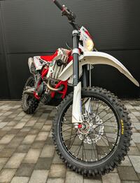 BETA RR