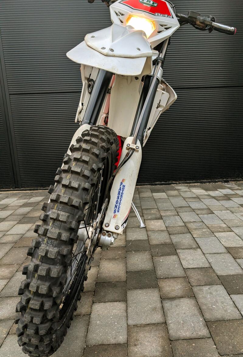 BETA RR
