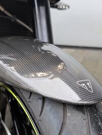 TRIUMPH SPEED TRIPLE 1050