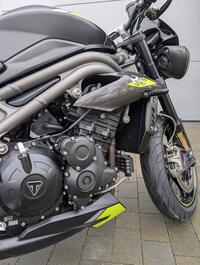 TRIUMPH SPEED TRIPLE 1050
