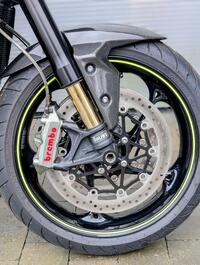 TRIUMPH SPEED TRIPLE 1050