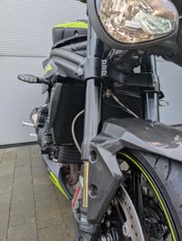 TRIUMPH SPEED TRIPLE 1050