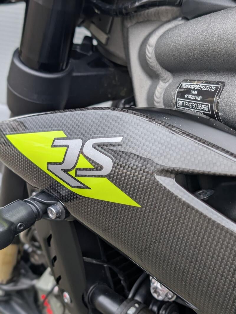 TRIUMPH SPEED TRIPLE 1050
