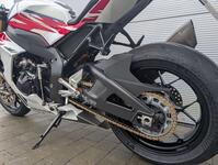 HONDA CBR1000RR Fireblade