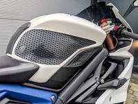 TRIUMPH DAYTONA 675