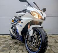 TRIUMPH DAYTONA 675