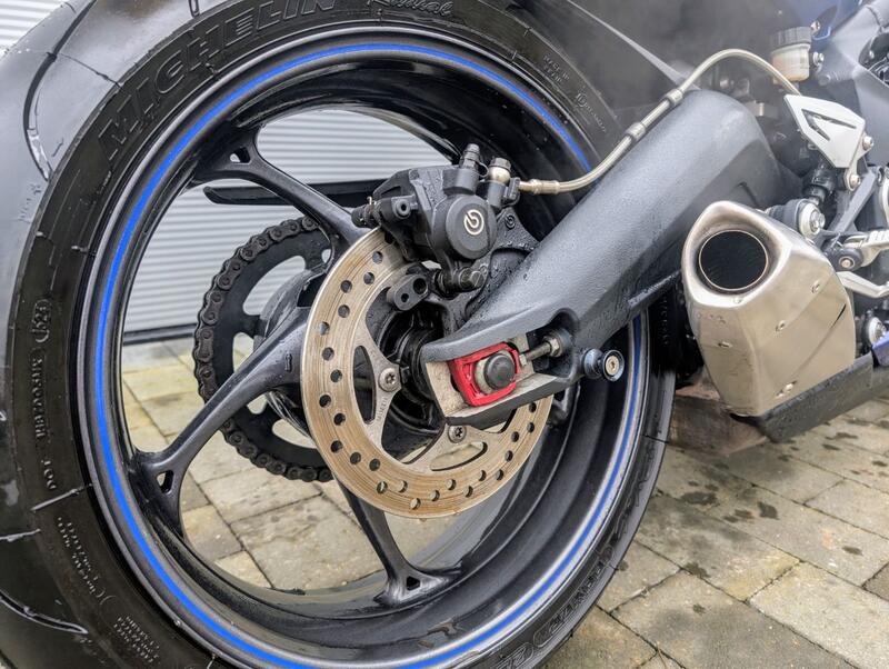 TRIUMPH DAYTONA 675