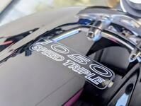 TRIUMPH SPEED TRIPLE 1050