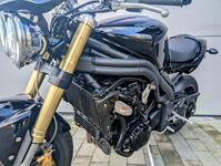 TRIUMPH SPEED TRIPLE 1050