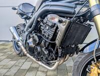 TRIUMPH SPEED TRIPLE 1050