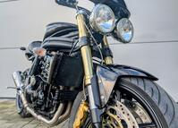 TRIUMPH SPEED TRIPLE 1050