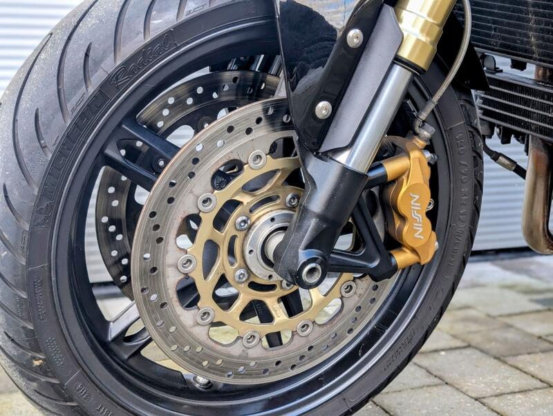 TRIUMPH SPEED TRIPLE 1050