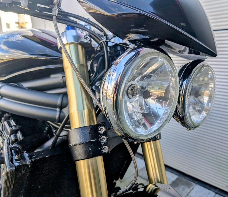 TRIUMPH SPEED TRIPLE 1050