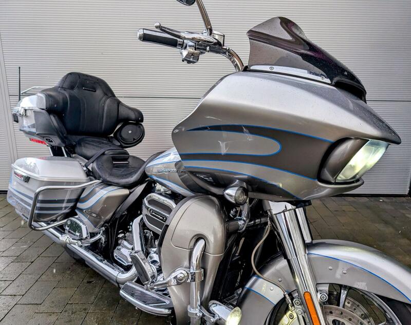 HARLEY-DAVIDSON CVO