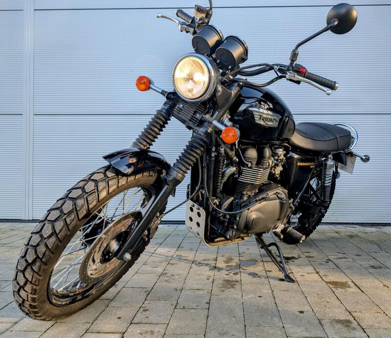 TRIUMPH Scrambler
