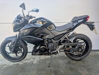 KAWASAKI Z300