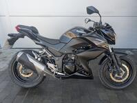 KAWASAKI Z300