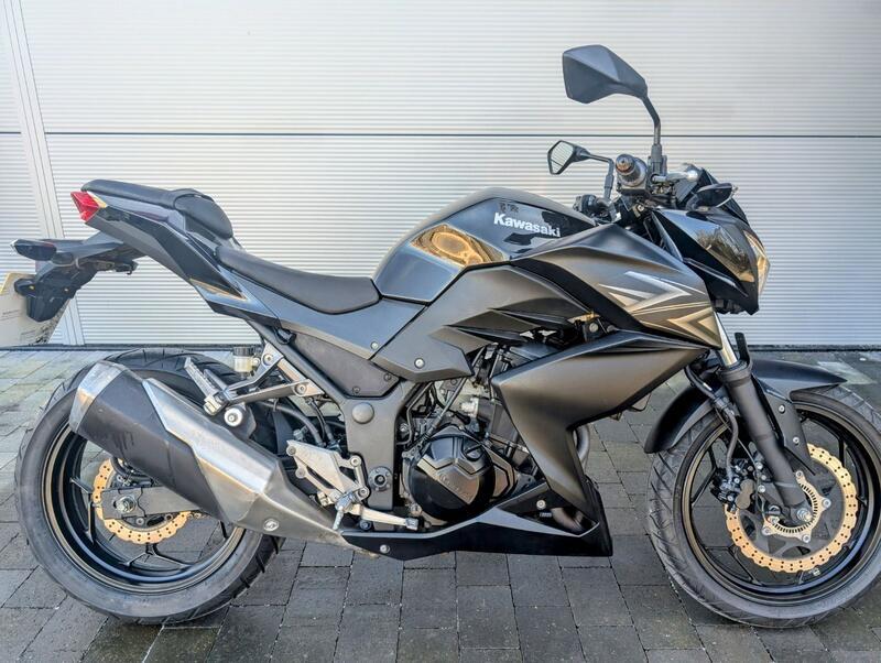 KAWASAKI Z300