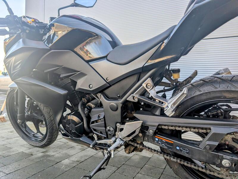 KAWASAKI Z300