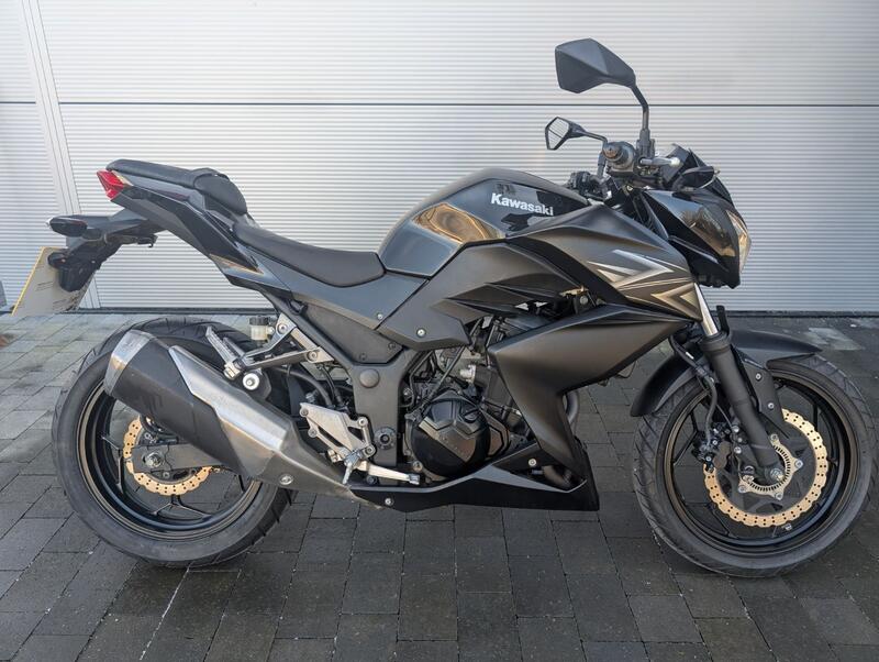 KAWASAKI Z300