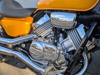 HONDA VF750