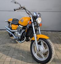 HONDA VF750