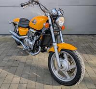 HONDA VF750