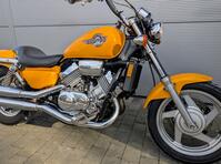HONDA VF750