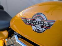HONDA VF750
