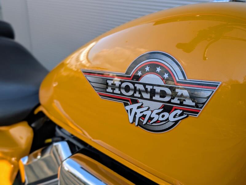HONDA VF750