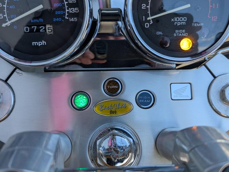 HONDA VF750